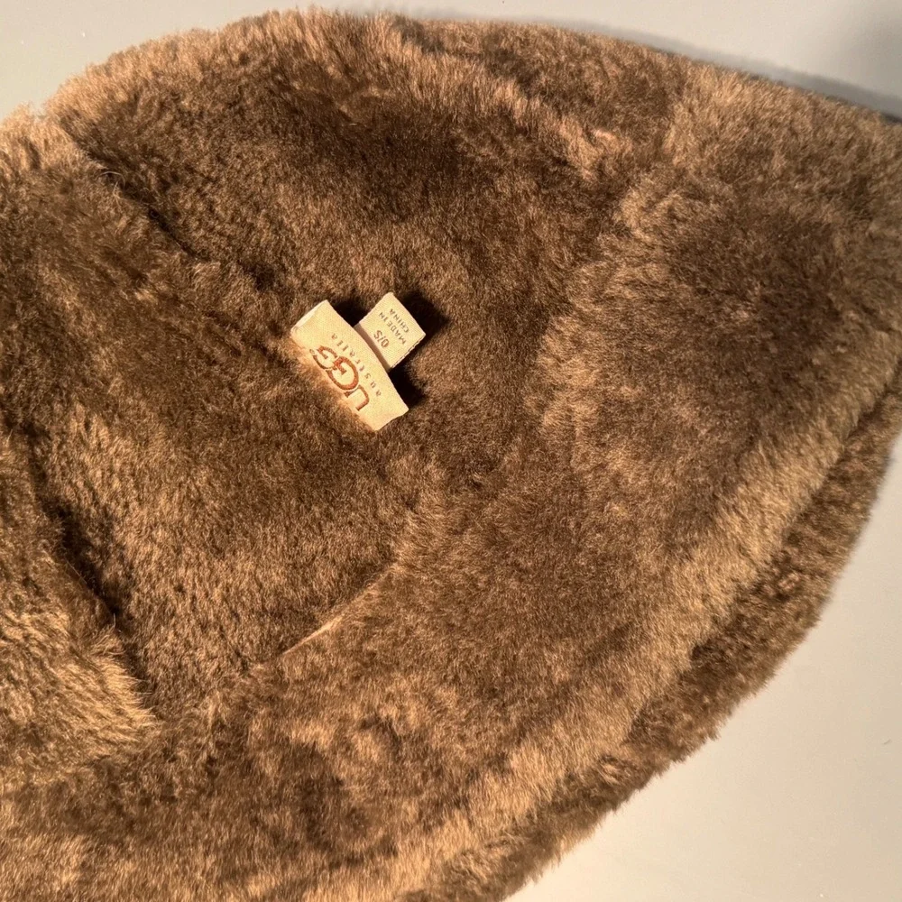 UGG Australia Chestnut Brown Real Shearling Sheepskin Bucket Hat OS